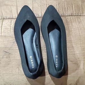 Torrid knit point toe flats 9 wide